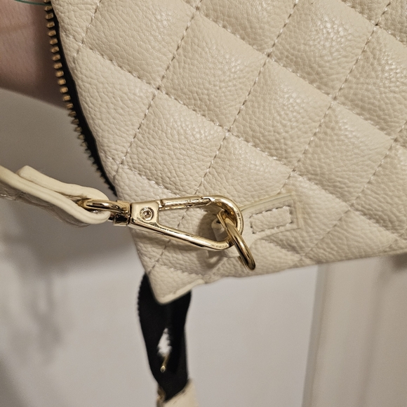 EUC Betsey Johnson French Bull Dog  Quilted Kitsch Crossbody - Picture 6 of 6